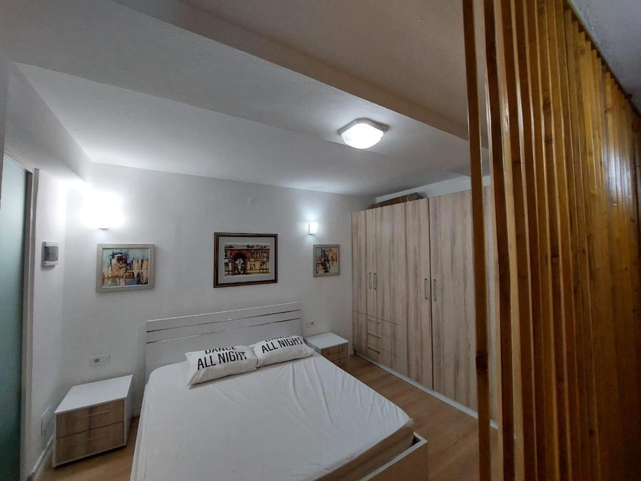 Staycation Apartamento Tirana